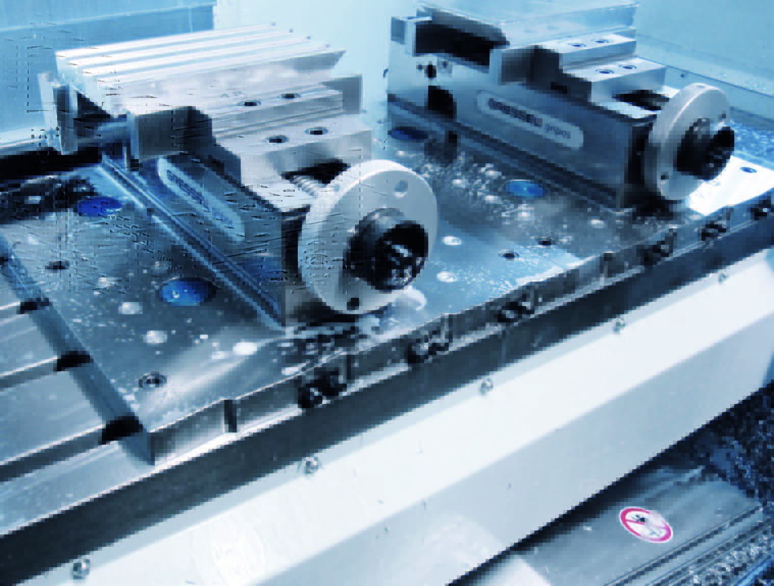 Maschinenschraubstock mit Adapter- und Pendelplatte – Bild 4